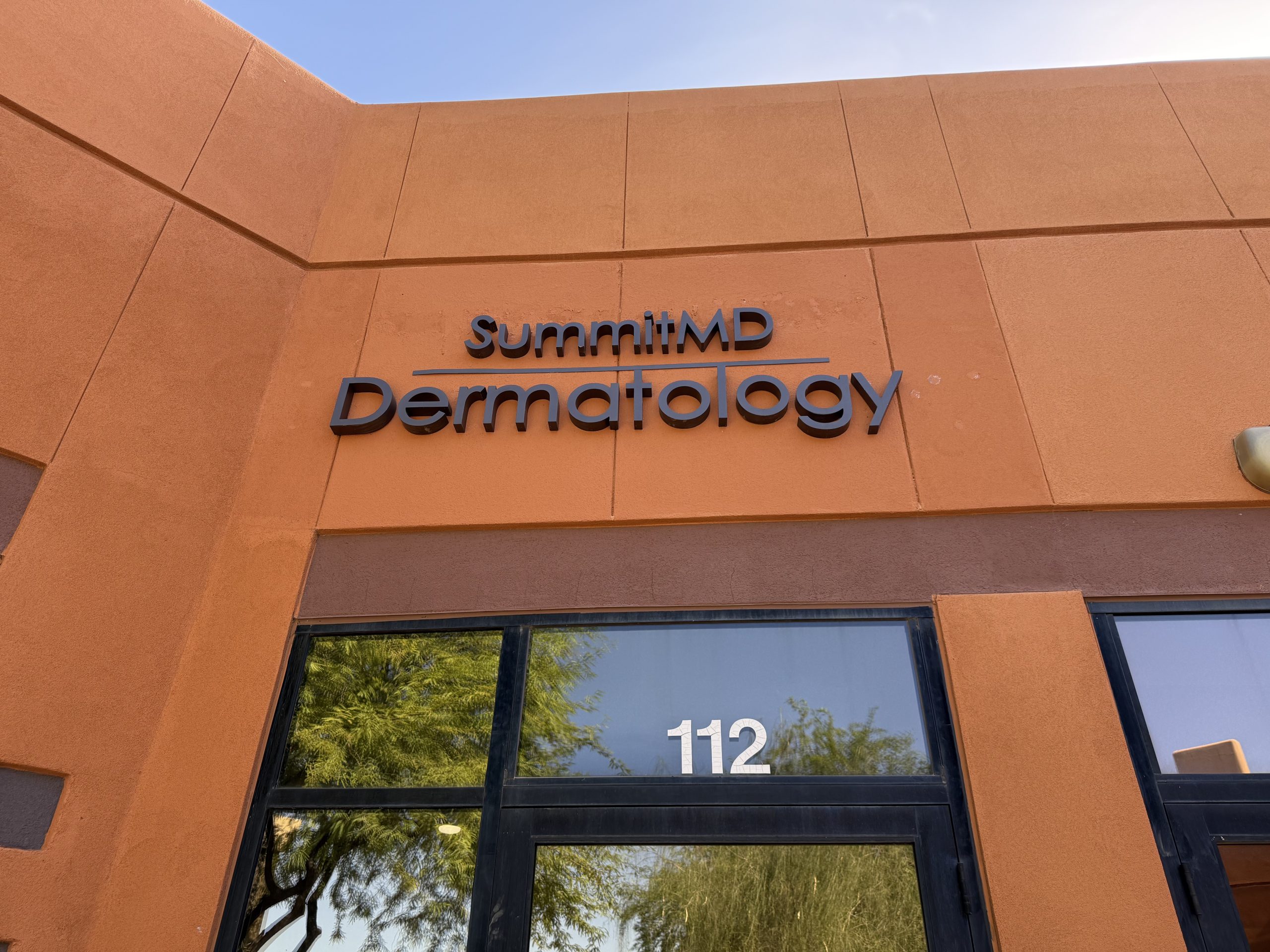 summitmddermatologyglendalebuilding
